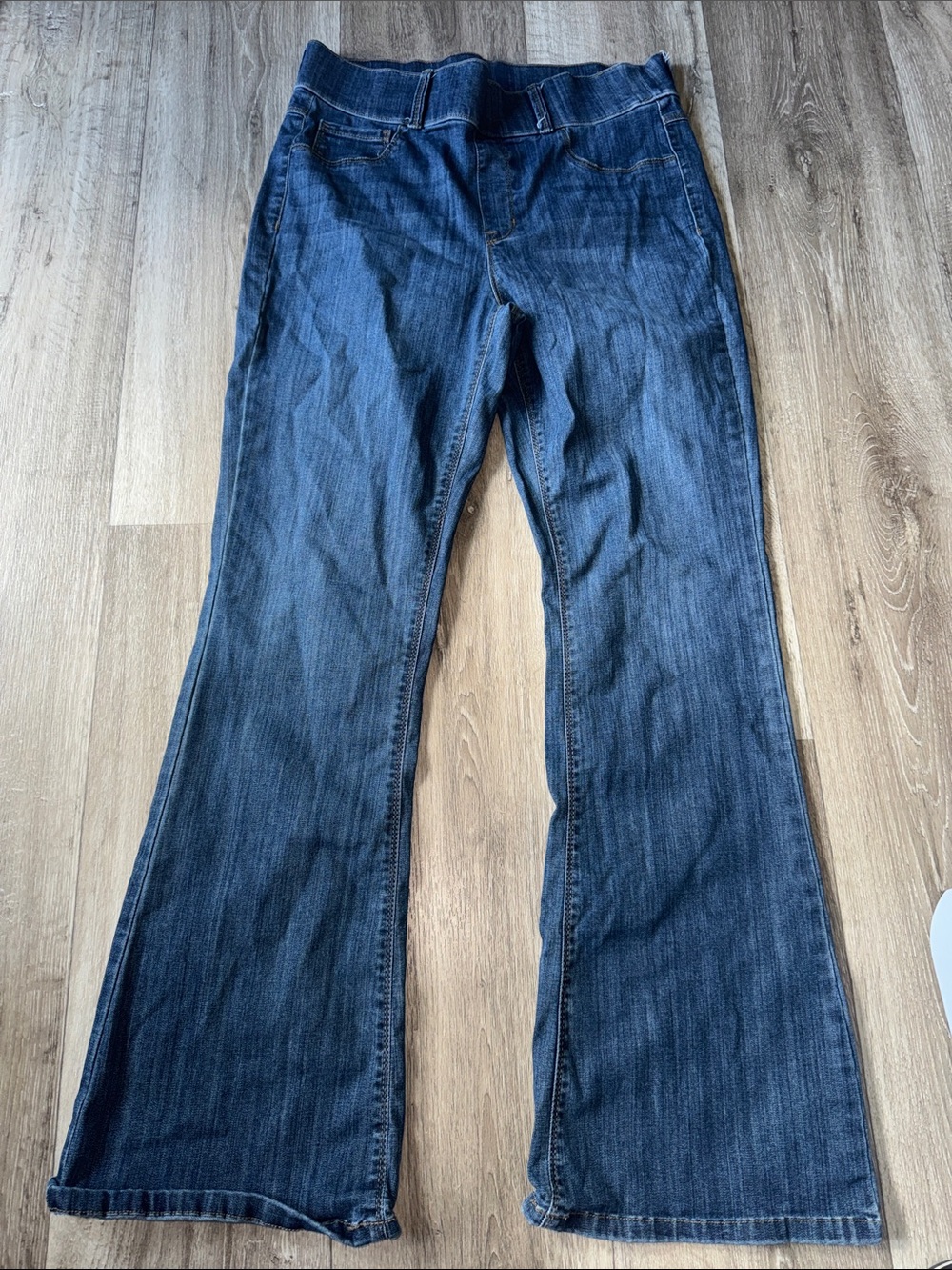 Women’s Dark Blue Bootcut Jeans